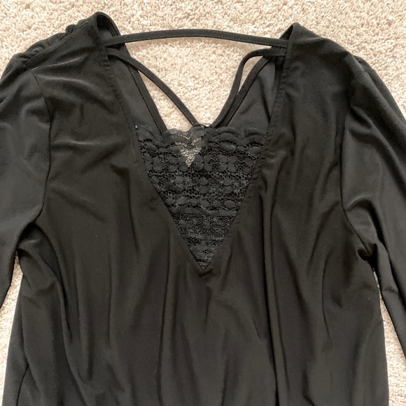 Beautiful Black Dressy Blouse Sz L - Picture 4 of 6